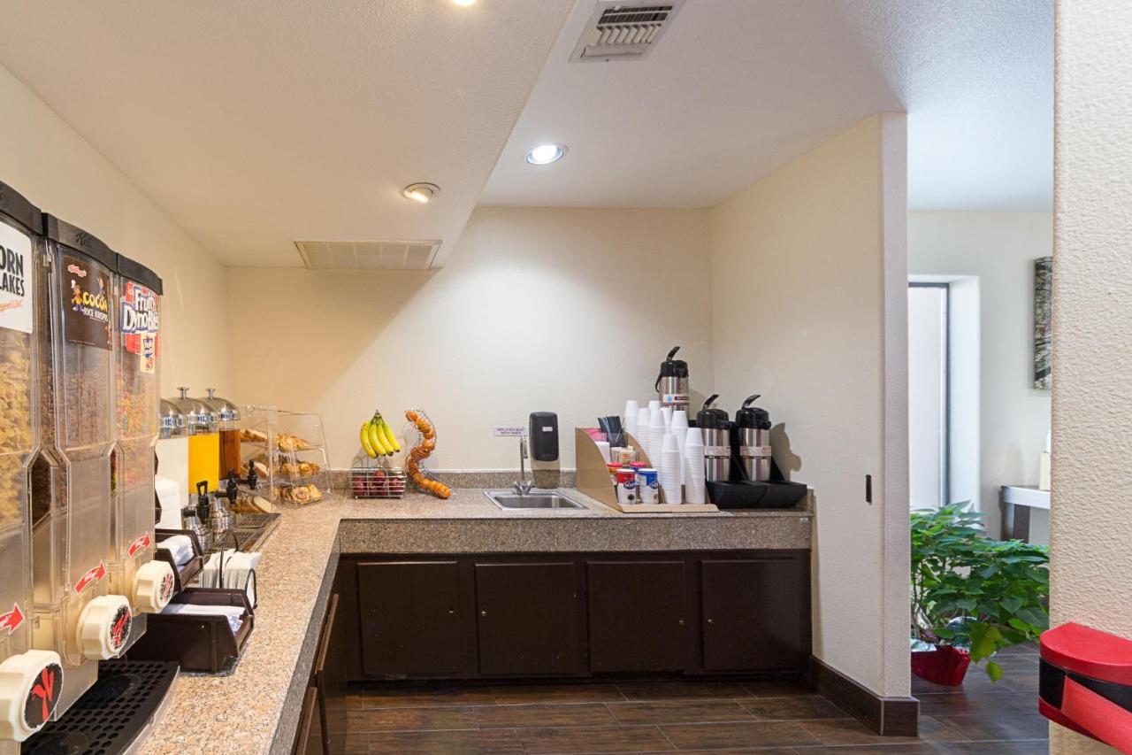 Hotel Super 8 By Wyndham New Braunfels I-35 Exterior foto