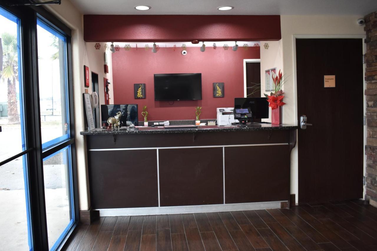 Hotel Super 8 By Wyndham New Braunfels I-35 Exterior foto