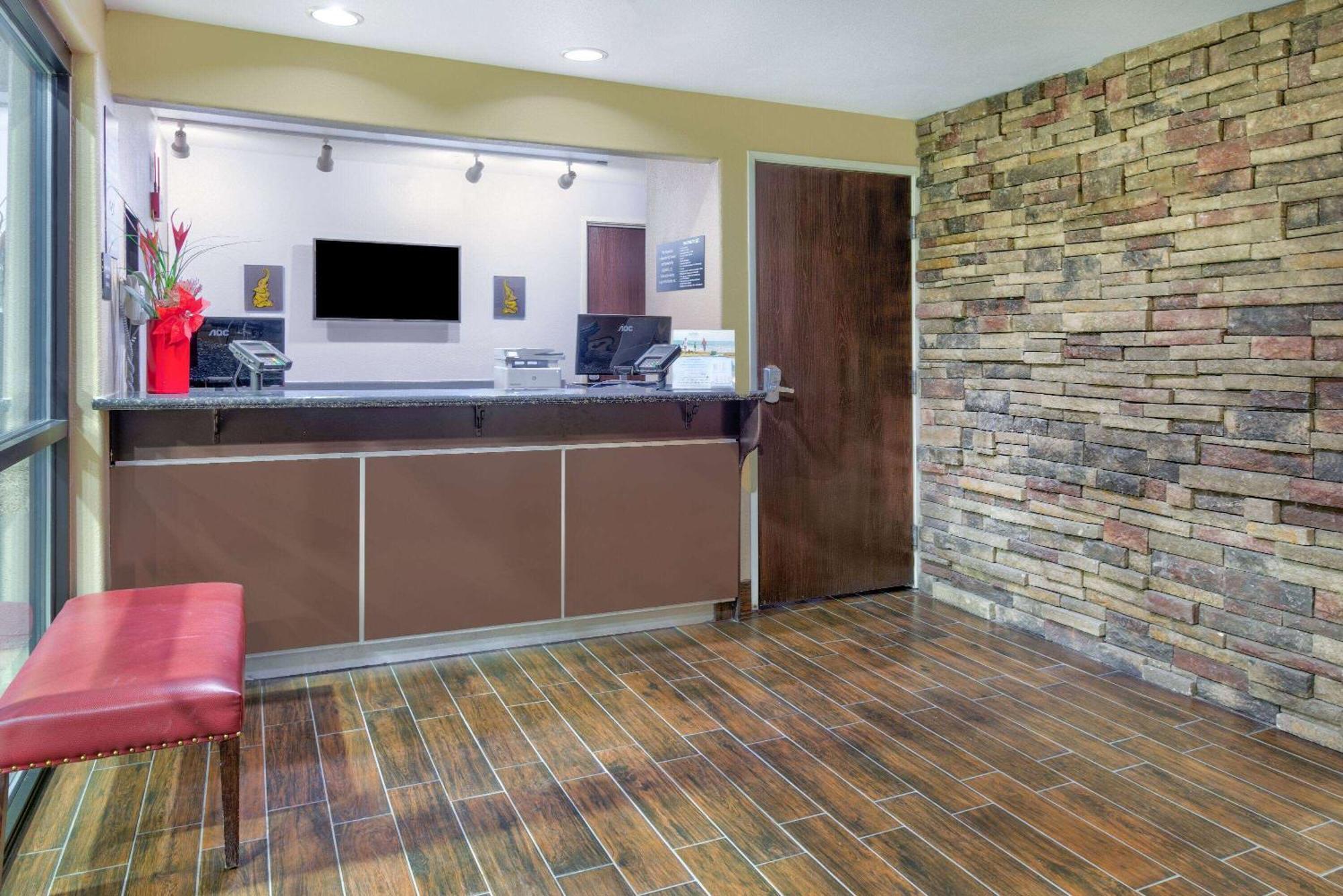 Hotel Super 8 By Wyndham New Braunfels I-35 Exterior foto